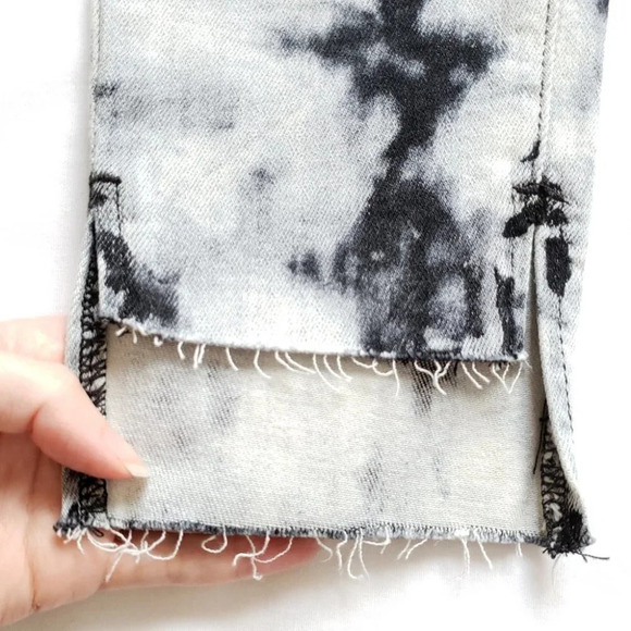 NWT Black Orchid Tie Dye Black & White High Rise Skinny Jeans - Picture 3 of 8